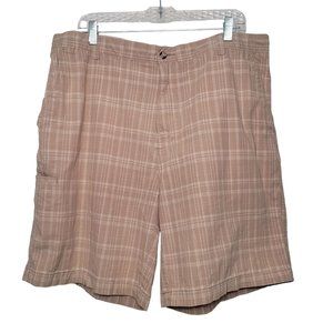 Boca Classics size 38 Plaid Golf Shorts